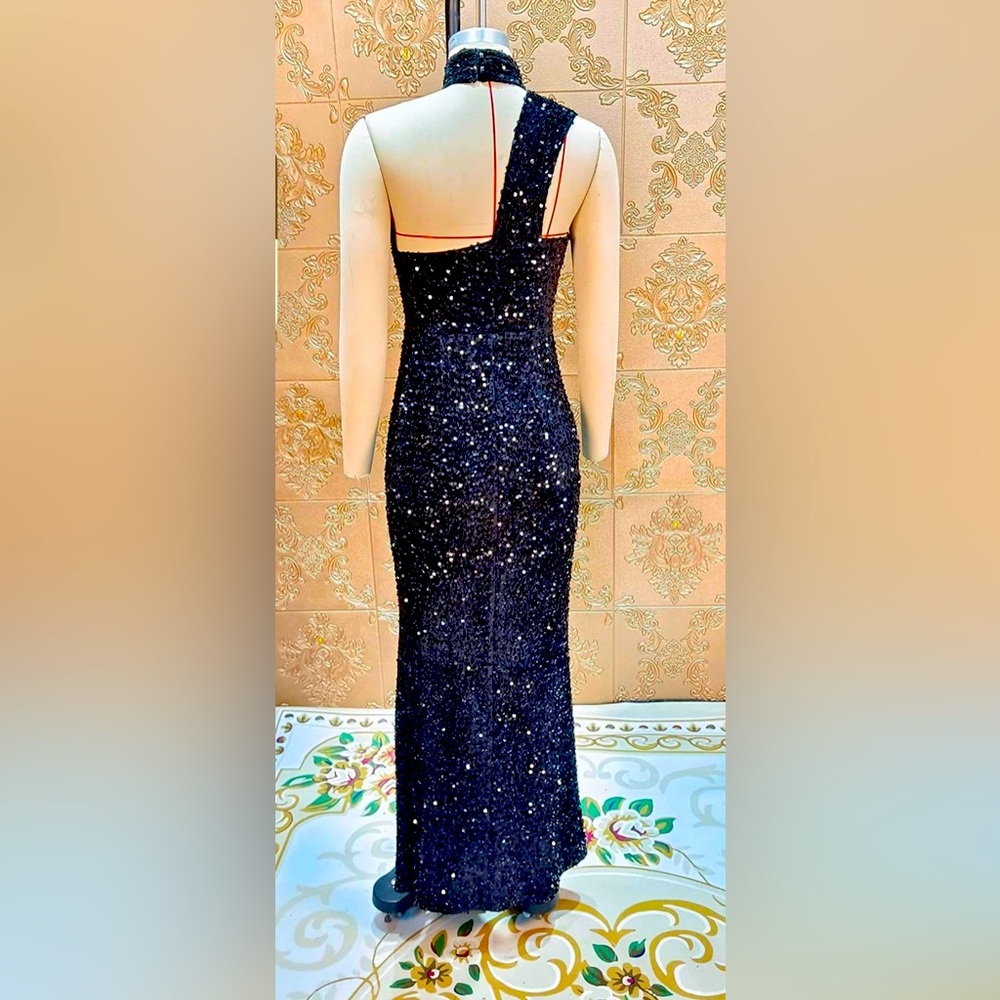 Unlabeled Sequin Black Dress L (runs small)